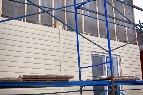 Loose Cladding Repair in Gainesville