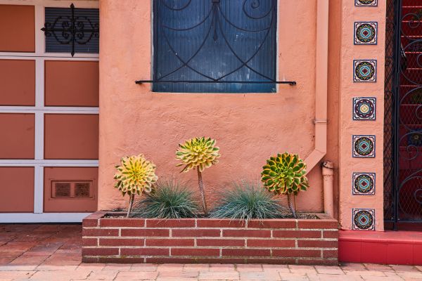 Brick Planter Installation in Gainesville
